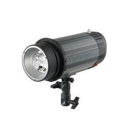 Вспышка Falcon Eyes SS-110BJM студийная Вспышка Falcon Eyes SS-110BJM студийная